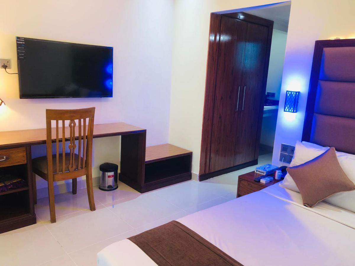Uni Resort Cox's Bazar Buitenkant foto