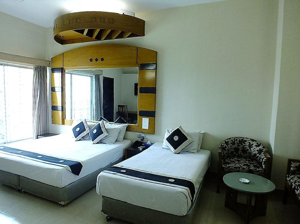 Uni Resort Cox's Bazar Buitenkant foto