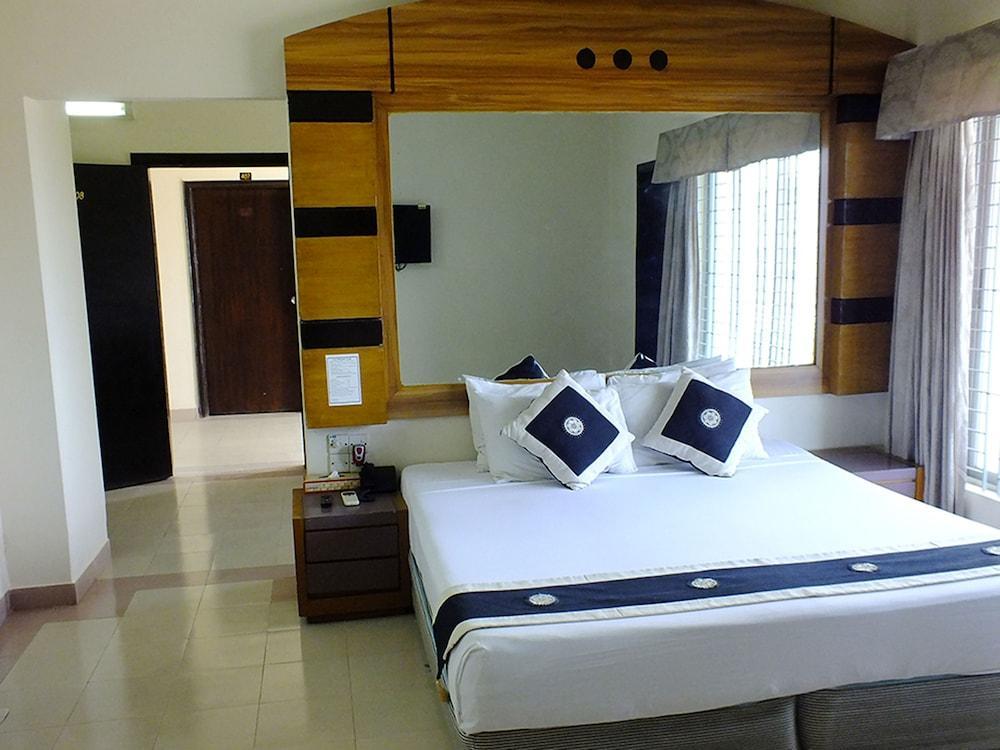 Uni Resort Cox's Bazar Buitenkant foto