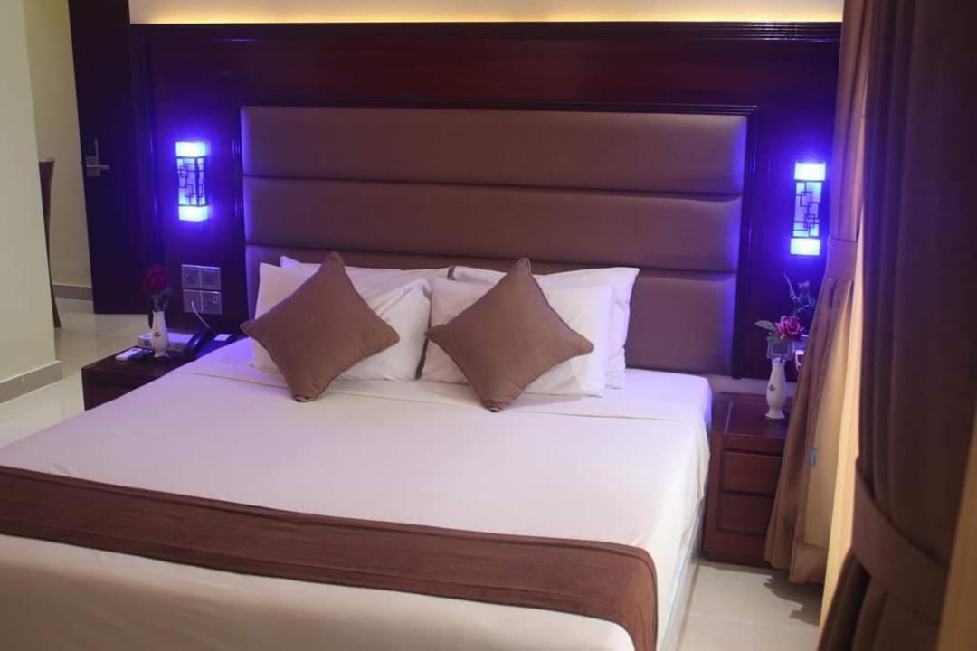 Uni Resort Cox's Bazar Buitenkant foto